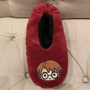 Harry Potter slippers NWOT Size Small Embroidery